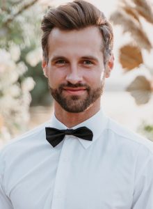 groom